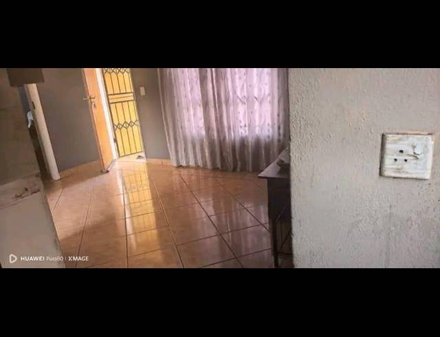 2 BEDROOM PROPERTY TO RENT IN SOSHANGUVE VV